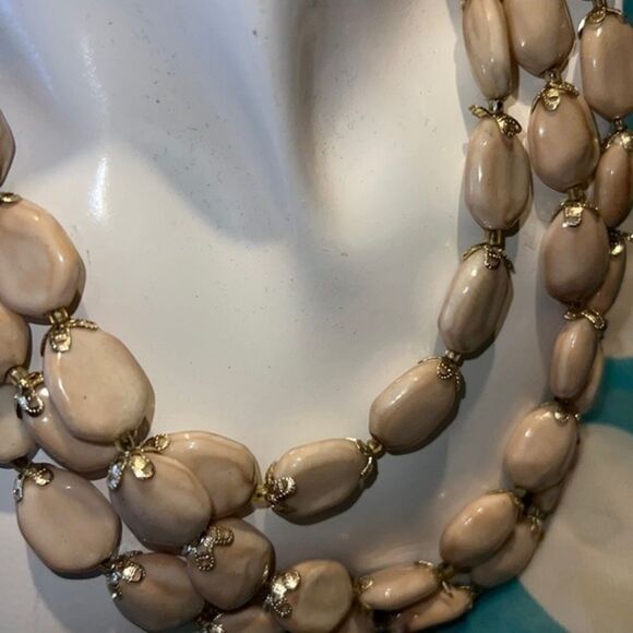 Vintage Stone Three Strand Necklace - Picture 3 of 7